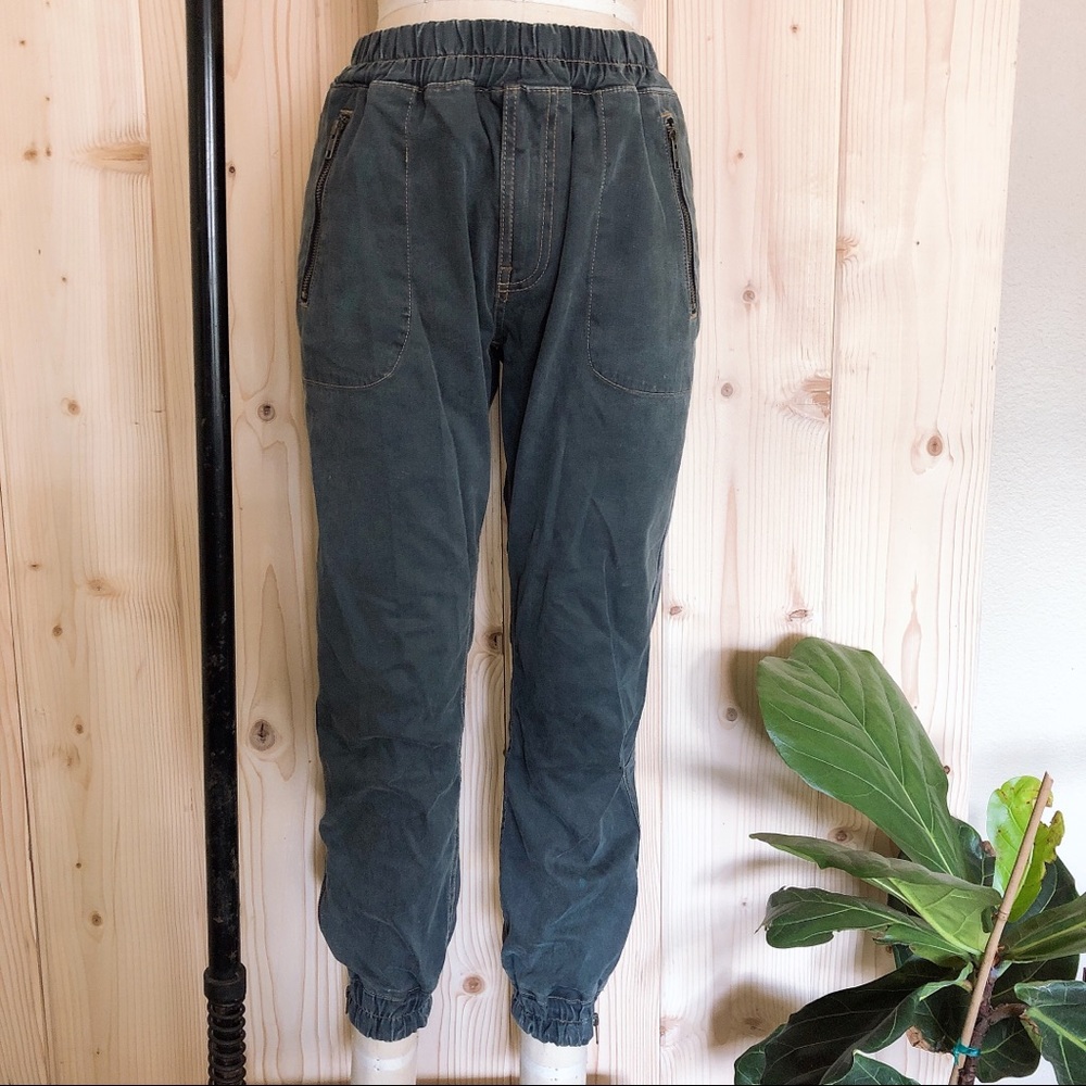 J+CO Grey Denim Jogger with Zippers